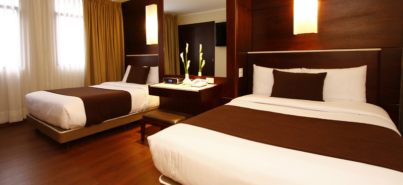 Hotel Reina Isabel