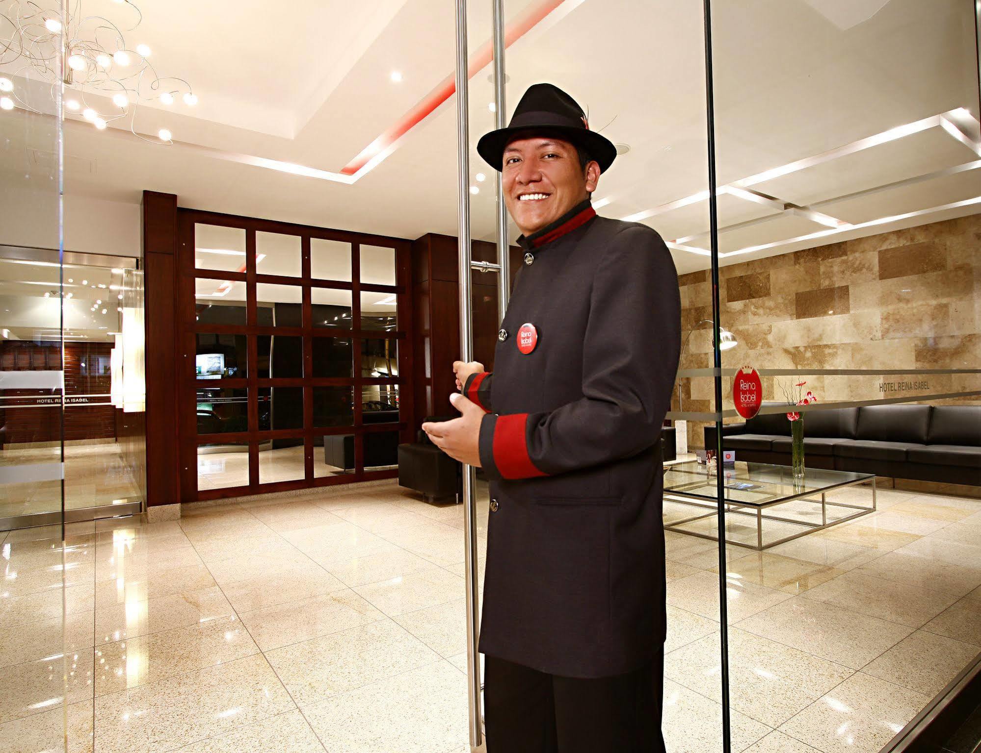 Hotel Reina Isabel Quito